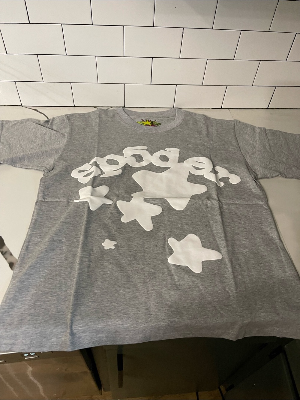 Mens Sp5der Graphic Design Tee Size L.